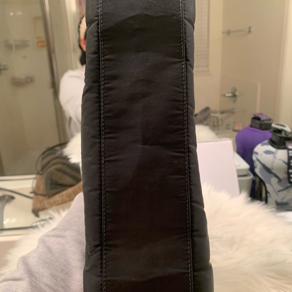Authentic Prada Chain bag - Picture 6 of 14